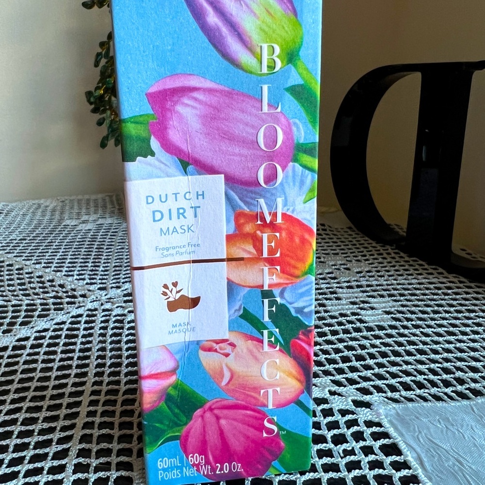 Bloomeffects (clean beauty) Dutch Dirt Mask - Picture 1 of 5